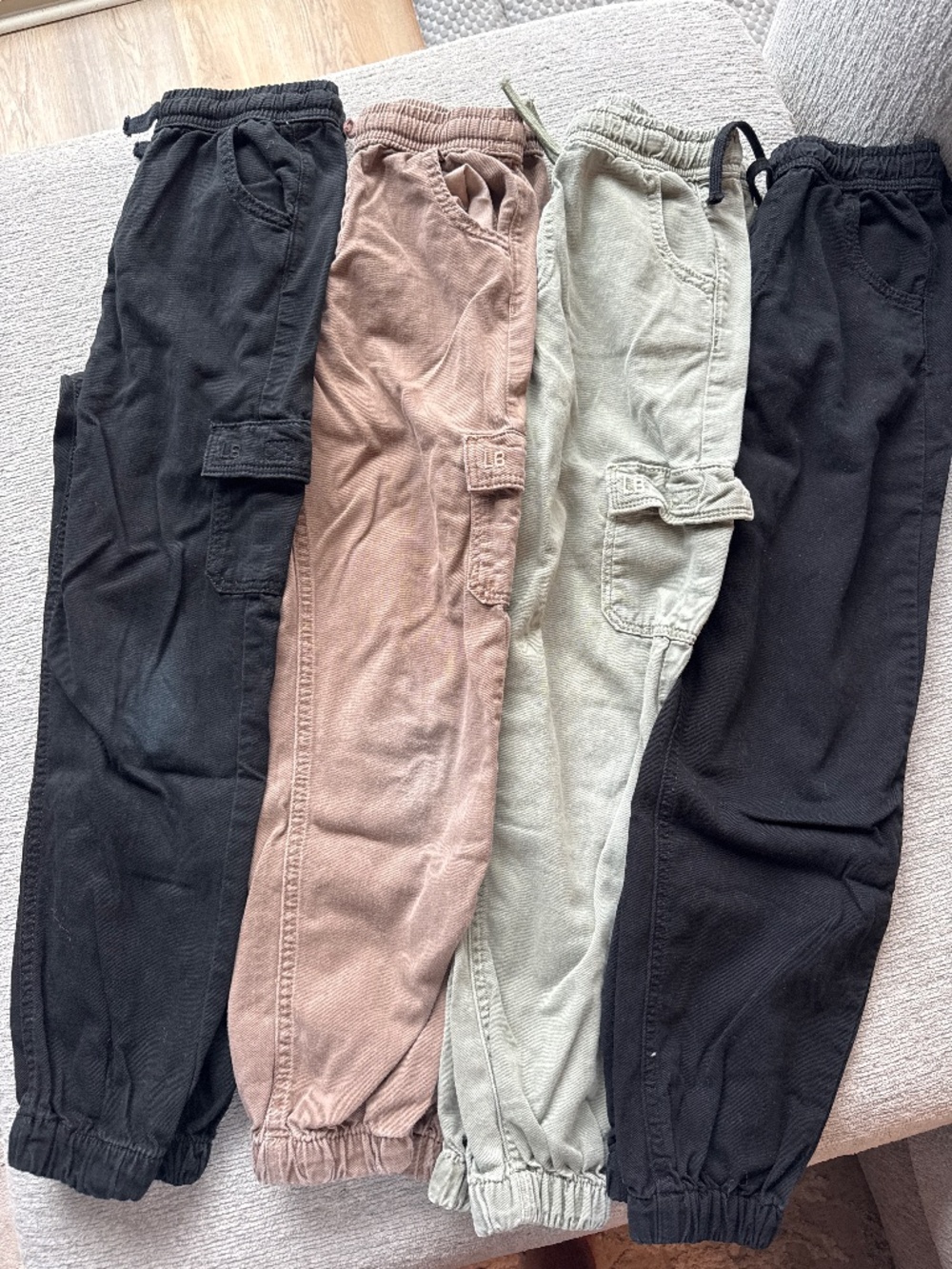 4 little Bipsy joggers